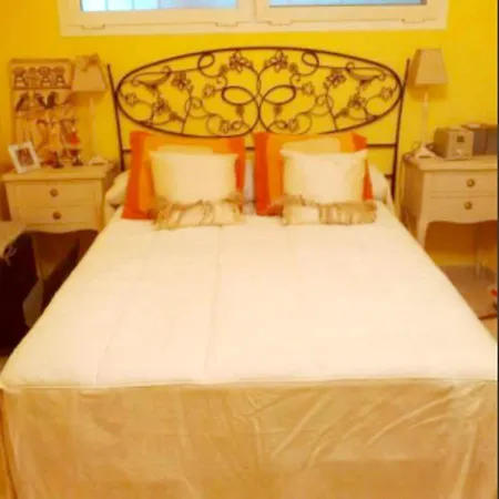 Apartment Spacious In 165 M² With Shared Pool *