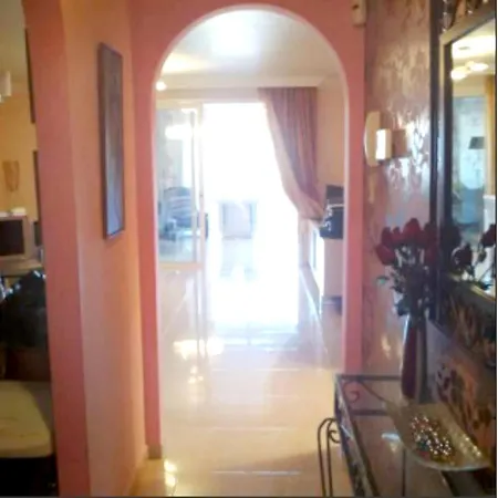 Апартаменти Modern With Sea View In 165 M² + Pool
