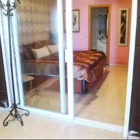 Spacious In 165 M² With Shared Pool *