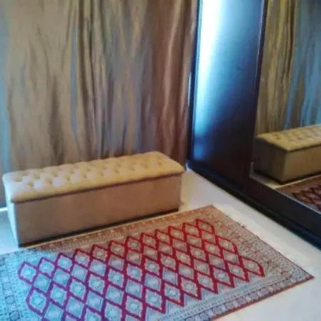 Spacious In 165 M² With Shared Pool Apartament