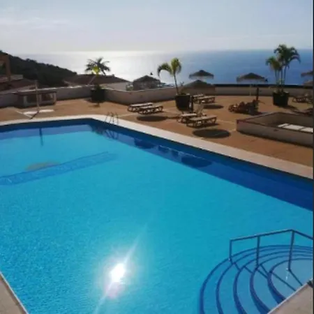 Modern With Sea View In 165 M² + Pool Апартаменти